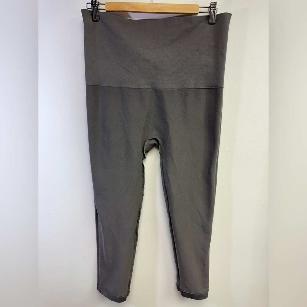 SPANX, Seamless Leggings for Women, Sage Camo, Size 3X - Picture 4 of 10
